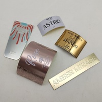 Stiker Relief 3D Logam Aluminium dengan Nama Logo Custom 2026, Badge Besi untuk Label Kemasan Botol Parfum