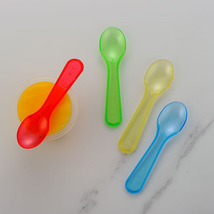 Venta caliente a granel Mini cuchara de postre 0,9G cuchara de plástico desechable cuchara de helado para boda cena restaurante escuela - Product Image 5