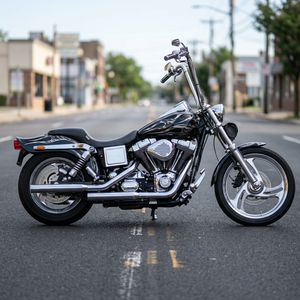 Motocicleta Cruiser Dyna Wide Glide Anniversary de 1998 Usada en Venta, Personalizada, de Alto Rendimiento, con Apariencia Única, Cruiser Icónica, Todos los Modelos, EE. UU. - Product Image 3