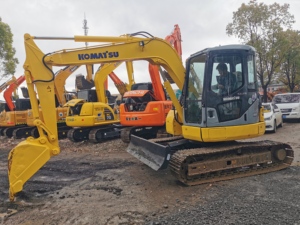 Miniexcavadora usada Komatsu PC78 con bomba de caja de cambios de motor Yanmar a la venta - Product Image 3