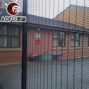 Hiện đại Dây mạ kẽm sơn tĩnh điện 5mm Chiều rộng dây 3000mm biack chống LEO 358 hàn dây lưới hàng rào cho hàng rào nhà tù - Product Image 3