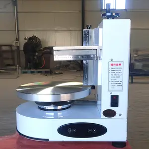 Cake scraper automatic cake filling machine maker cake cream spreading spreader machine