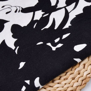 Tessuto in Lino Viscosa Organico Elasticizzato Personalizzato con Struttura Intrecciata per Abiti da Donna - Product Image 3