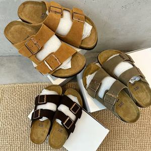 Sandalias <span class=keywords><strong>Birkenstock</strong></span> Arizona de Gamuza con Plataforma Acolchada de Piel Vacuna, Estampadas, Tipo Mocasín, Antideslizantes con Suela de <span class=keywords><strong>Goma</strong></span> - Product Image 3