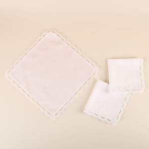 Pañuelo <span class=keywords><strong>de</strong></span> Boda Personalizado con Encaje <span class=keywords><strong>de</strong></span> <span class=keywords><strong>Ganchillo</strong></span>, Recuerdo para tus Lágrimas <span class=keywords><strong>de</strong></span> Alegría, Pañuelo Personalizado para Damas - Product Image 3