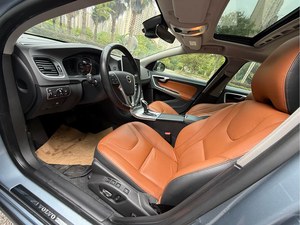 2019 Volvos S60 intérieur foncé Turbo AWD R16 taille de pneu boîte de vitesses automatique gauche alliage d'aluminium ACC cuir <span class=keywords><strong>voiture</strong></span> d'<span class=keywords><strong>occasion</strong></span> - Product Image 6