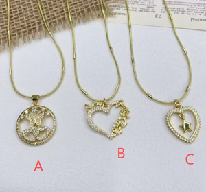 Collar chapado en oro de 18 quilates para mujer, con colgante de circonita cúbica en forma de mariposa, corazón y estrella, varios estilos, joyería de moda, regalo de San Valentín - Product Image 1