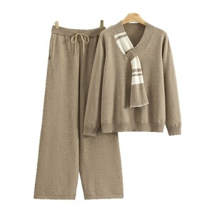 Ensemble de pull à col en V pour femmes, haut à manches longues en tricot avec pantalon large, tenue deux pièces tendance automne-hiver - Product Image 5