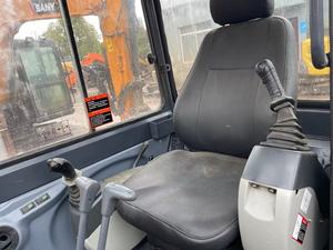 รถขุดตีนตะขาบ Doosan DH35 มือสอง ขนาด 3.5 ตัน พร้อมขาย ใช้เครื่องยนต์ Doosan และปั๊มเดิม กำลัง 29.4 กิโลวัตต์ ราคาถูก สภาพดี - Product Image 2