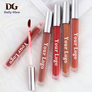Brillo Labial Mate Personalizado al por Mayor con Fórmula Sin Aceite, Resistente al Agua, Color Duradero y Acabado Mate de Larga Duración - Product Image 1
