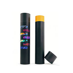 Tube d'expédition cylindrique en carton recyclable imprimé couleur personnalisé pour affiches, avec estampage et finition pour tapis de souris - Product Image 2