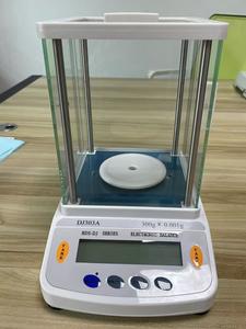 <span class=keywords><strong>Balance</strong></span> de laboratoire numérique de <span class=keywords><strong>précision</strong></span> d'usine de BDS Chine 220g 320g 520g <span class=keywords><strong>Balance</strong></span> électronique <span class=keywords><strong>0</strong></span> <span class=keywords><strong>001g</strong></span> <span class=keywords><strong>Balance</strong></span> de laboratoire - Product Image 5