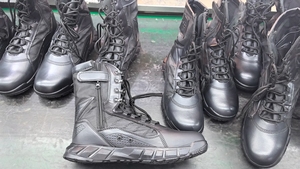 รองเท้าบูท HKSF TSB0109 สีดำ น้ำหนักเบาพิเศษ พร้อมรูระบายอากาศ พื้นรองเท้า EVA - Product Image 3