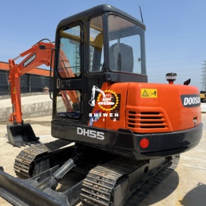 High Quality Korea Original Second <b>Hand</b> Hydraulic Crawler DOOSAN DH55 Cheap Price Excavator Dh55 Red Good Condition - Product Image 4