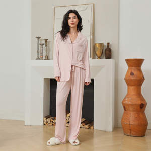 Fung 8002 Pijama nupcial <span class=keywords><strong>de</strong></span> Spandex / Modal para <span class=keywords><strong>mujer</strong></span> Conjunto largo Dama <span class=keywords><strong>DE</strong></span> HONOR Bata <span class=keywords><strong>de</strong></span> satén para <span class=keywords><strong>mujer</strong></span> - Product Image 1