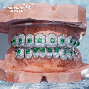 Personnalisé 925 Argent Hip-Hop Fine Jewelry Vert VVS Moissanite Diamant Brilliant Cut Grills Gemstone Grillz pour les Dents - Product Image 2