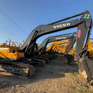 Excavadora de cadenas VOLVO EC250D usada, 90% nueva, en venta, con alta potencia de excavación y rendimiento. - Product Image 1