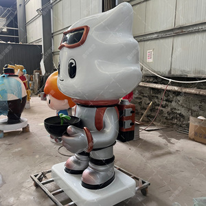 ประติมากรรมการ์ตูนไฟเบอร์กลาส ตัวละคร IP แบบกำหนดเอง ตั้งพื้นกลางแจ้ง งานแฮนด์เมด ตกแต่งหน้าร้าน - Product Image 2