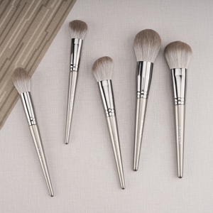 Günstige 12 Stück graue Make-up Pinsel Profession elle Nylon Borsten Make-up Pinsel <span class=keywords><strong>Set</strong></span> mit Fall - Product Image 3
