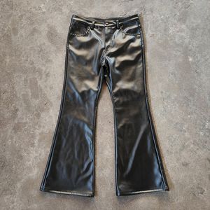 Hersteller Streetwear Maßgefertigte Leder-Schlaghose Hochgeschnittene Lässige Echte Schwarze Leder-Bootcut-Hose für Männer - Product Image 1