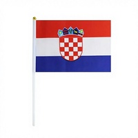 Drapeau croate personnalisé anti-plis imprimé numériquement 14*21cm en polyester, drapeau rectangulaire à main avec mât en plastique pour match de football et loisirs