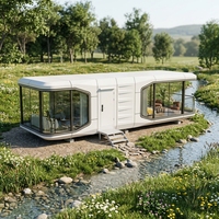 Capsule spatiale préfabriquée autonome, maisonnette contemporaine avec panneaux solaires, isolation en laine de roche, mobile, pour glamping, salon et chambre