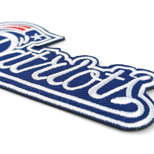 แผ่นปักลายทวิลล์แบบรีดติดสำหรับหมวกทีมอิงแลนด์แพทริออตส์  แบบกำหนดเอง เป็นมิตรกับสิ่งแวดล้อม - Product Image 3