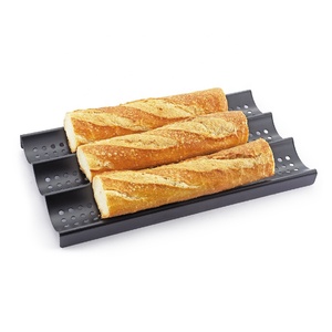 Plaque de cuisson perforée antiadhésive pour 3 pains longs italiens, pains <span class=keywords><strong>français</strong></span> et baguettes - Product Image 6