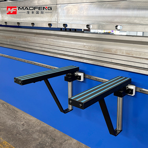 Freno <span class=keywords><strong>de</strong></span> prensa tándem 250Ton Servo Cnc Freno <span class=keywords><strong>de</strong></span> prensa hidráulica con controlador TP10S para faro - Product Image 5