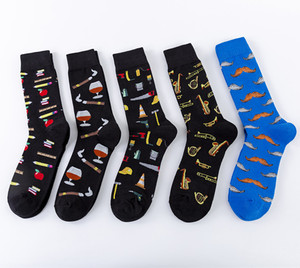 Calcetines bonitos con estampado personalizado de nueva moda con patrones pequeños pesados, lápiz, herramientas de vino tinto, instrumento Musical, bigote para hombres - Product Image 1