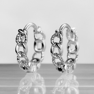 Orecchini a Catena Minimalisti per Donne, Gioielli Trendy a Clip per l'Orecchio - Product Image 2