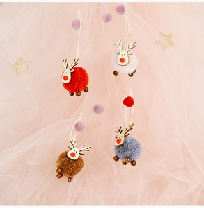 High Quality Merry <b>Christmas</b> Felt Wooden Cartoon Elk <b>Reindeer</b> Plush Doll Ornaments for Tree Hanging Decoration - Product Image 4