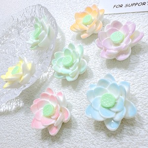 Hojas de loto en un estanque de flores de loto, accesorios de resina, pegatina decorativa 3d para armario y refrigerador, pequeños adornos decorativos - Product Image 3