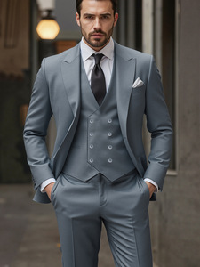 <span class=keywords><strong>Traje</strong></span> de <span class=keywords><strong>Hombre</strong></span> de Tres Piezas <span class=keywords><strong>Gris</strong></span> Clásico Personalizable al por Mayor, <span class=keywords><strong>Traje</strong></span> Formal con Solapa de Doble Muesca para Reuniones de Negocios y Bodas - Product Image 2