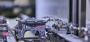 Macchina Robotica a 6 Assi per Sbavatura di Blocchi Cilindri Inferiori di Motori a Benzina, Macchina di Pulizia Shimada Big Bird CB - Product Image 3