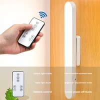 Lampe de table moderne et élégante à LED rechargeable, télécommandée, à commande tactile, blanche, pour dortoir et chambre à coucher, idéale pour l'export.