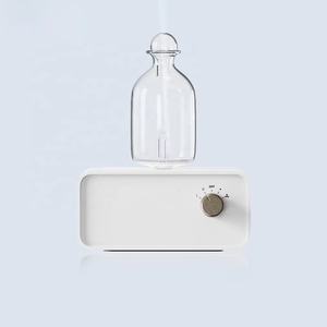 Kustom Jepang dasar kayu hitam dan kaca beraroma ultrasonik <span class=keywords><strong>Nebulizer</strong></span> mesin penyebar Aroma tanpa air difusi kayu - Product Image 3