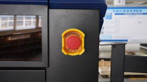 Yinstar 3.2m 4 Head UV Roll to Roll <b>Printer</b> High Speed for Signage Vehicle Wraps and Textiles - Product Image 6