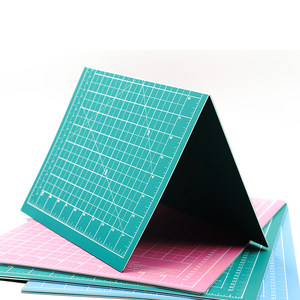 <span class=keywords><strong>Cameo</strong></span> <span class=keywords><strong>Silhouette</strong></span> <span class=keywords><strong>Tapis</strong></span> <span class=keywords><strong>de</strong></span> <span class=keywords><strong>découpe</strong></span> à 4 plaques <span class=keywords><strong>Tapis</strong></span> <span class=keywords><strong>de</strong></span> <span class=keywords><strong>découpe</strong></span> en PVC pour la couture et l'artisanat <span class=keywords><strong>de</strong></span> tissus Outil d'art bricolage avec <span class=keywords><strong>tapis</strong></span> <span class=keywords><strong>de</strong></span> <span class=keywords><strong>découpe</strong></span> en PVC - Product Image 3