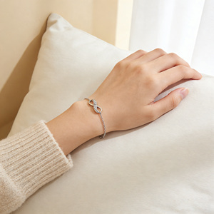 กำไลข้อมือเงินแท้ 925 ดีไซน์หรูหรา ประดับด้วยเพชรคิวบิกเซอร์โคเนียสุดงดงาม สำหรับผู้หญิงโดยเฉพาะ - Product Image 6