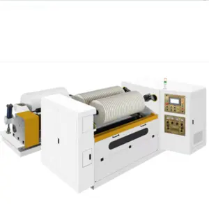 Máquina de rebobinado de película de superficie, QFJ-C700, ecológica, totalmente automática, BOPP, no tejida, centro horizontal