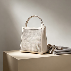 Bolso Tote de Malla Beige Claro para Mujer, con Marco de Cuero, Gran Capacidad, para Uso Diario, Tipo Shopper - Product Image 2