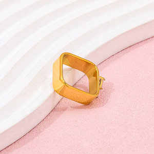 Fenny 18K placcato oro all'ingrosso impermeabile alla moda geometrico quadrato occhio di cavallo Zirconia anello in acciaio inox tendenza per le donne - Product Image 4