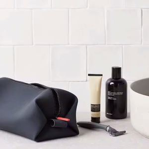 Muestra Gratis, Bolsa de Aseo Impermeable de Lujo para Hombre, Bolsa de Viaje de Silicona, Bolsa de Maquillaje y Cosméticos - Product Image 4