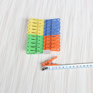 En gros 20 pièces/paquet 5*1.1cm 4 couleurs <span class=keywords><strong>pas</strong></span> <span class=keywords><strong>cher</strong></span> petites pinces à <span class=keywords><strong>linge</strong></span> en plastique, épingles à <span class=keywords><strong>linge</strong></span>, <span class=keywords><strong>pince</strong></span> à <span class=keywords><strong>linge</strong></span> - Product Image 4