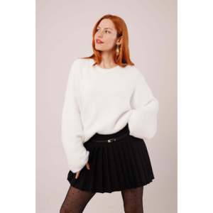 Pull blanc moelleux à coupe ample pour femme, tricot décontracté anti-boulochage à manches longues - Product Image 4