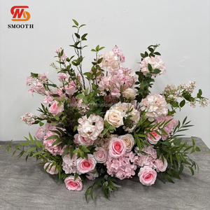 Arche de fleurs artificielles roses en soie lisse avec toile de fond pour la décoration de baby shower, mariage, anniversaire ou événement - Product Image 5