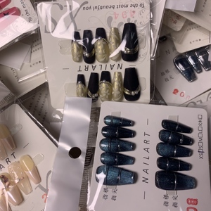 Pretty Nail Lucky Bag EYL, <span class=keywords><strong>Uñas</strong></span> Postizas <span class=keywords><strong>de</strong></span> Lujo con Certificación CE, Forma <span class=keywords><strong>de</strong></span> Almendra, Cobertura Completa, 10 Piezas, Hechas a Mano - Product Image 1