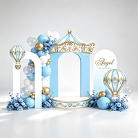 Décor de fête d'anniversaire pour enfants : Ensemble de toile de fond moderne en panneau KT imprimé numérique avec motif carrousel et ballons pour une ambiance douce