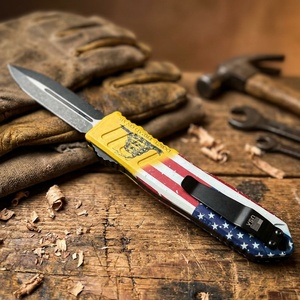 Cuchillo táctico automático <span class=keywords><strong>de</strong></span> doble acción con mango <span class=keywords><strong>de</strong></span> aleación <span class=keywords><strong>de</strong></span> zinc, diseño <span class=keywords><strong>de</strong></span> la bandera <span class=keywords><strong>de</strong></span> Gadsden <span class=keywords><strong>de</strong></span> 9 pulgadas, venta al por mayor para pedidos pequeños OEM - Product Image 3